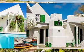 Die Opstal House With Apartments